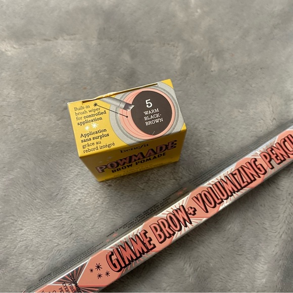 New! Benefit powmade brow pomade gimme brow pencil warm-black brown 27624 - Picture 8 of 9
